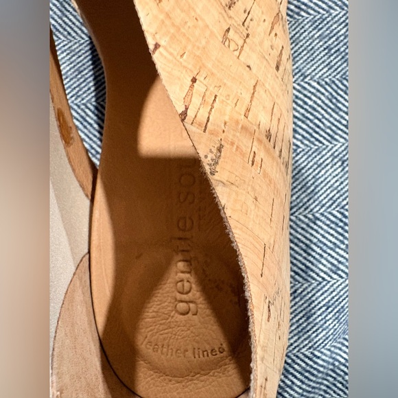 Gentle Souls Women's Laniey Slip-On Sandals | color: natural cork | size: 7.5 - Picture 5 of 6